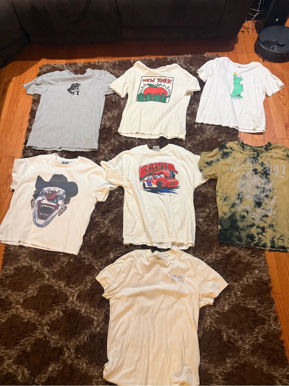 7 Used Men’s T Shirts size Lg
